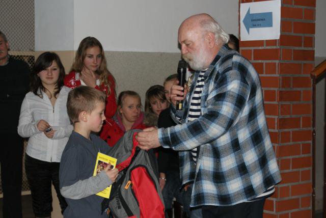 33. Wręczanie nagród za udział w konkursach.jpg